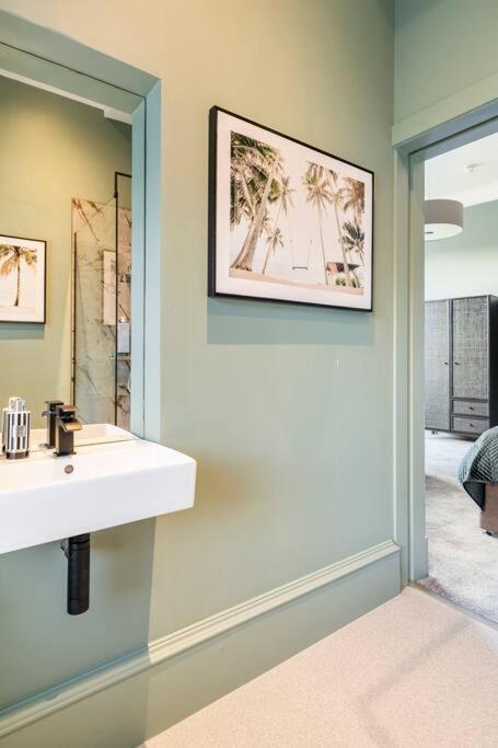 Boutique Home Stay - Bliss Studio Paisley Bagian luar foto